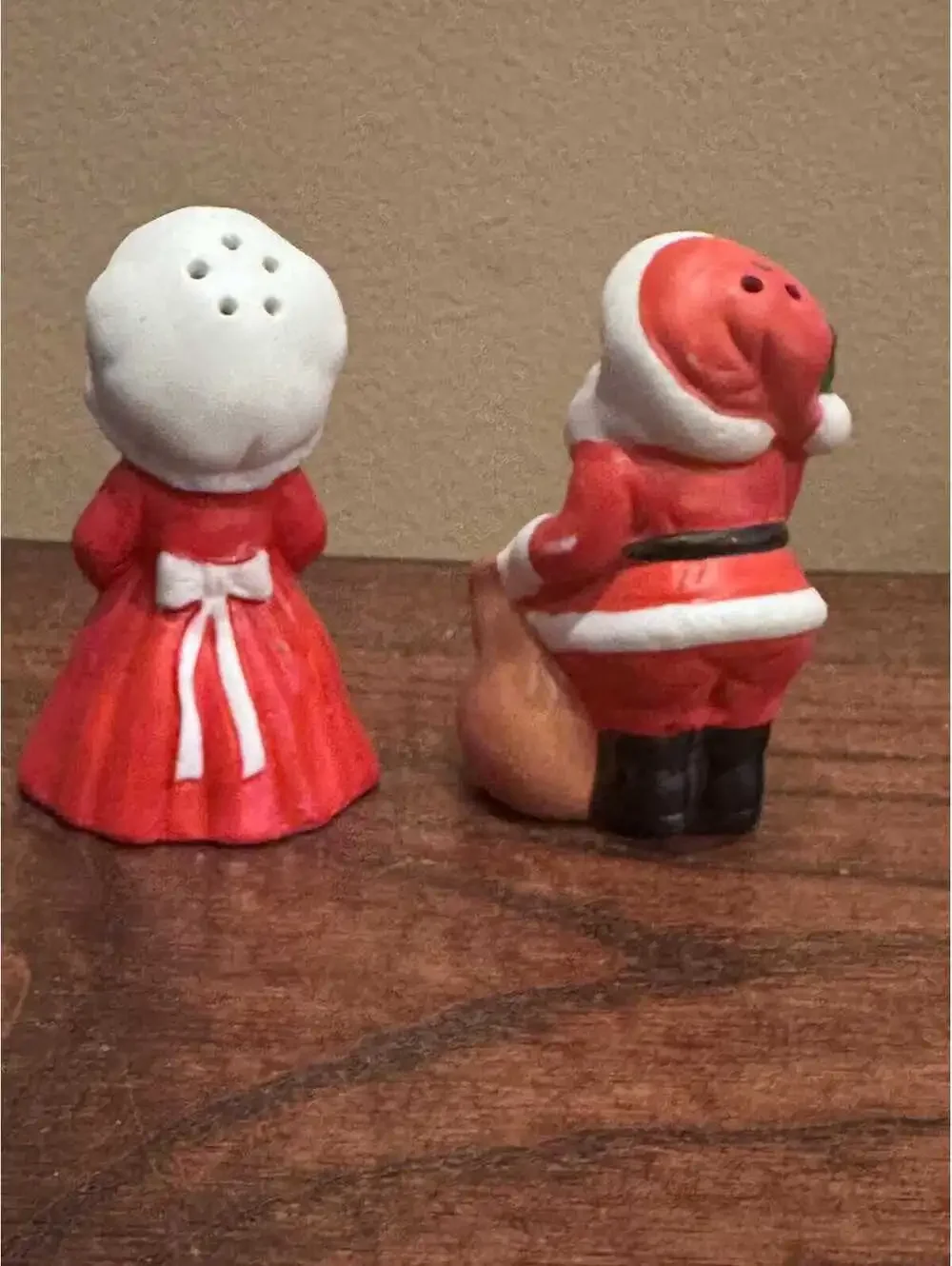 Vintage Porcelain Santa and Mrs. Claus Salt and Pepper Shakers NIB